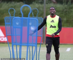 man utd gay bat ngo khi chi 100 trieu euro mua tai nang tre cua barcelona