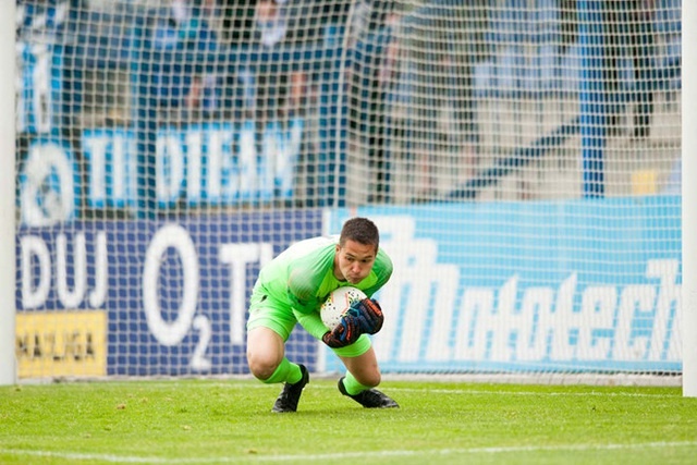 filip nguyen kien tao ban thang vang giup doi nha thoat thua