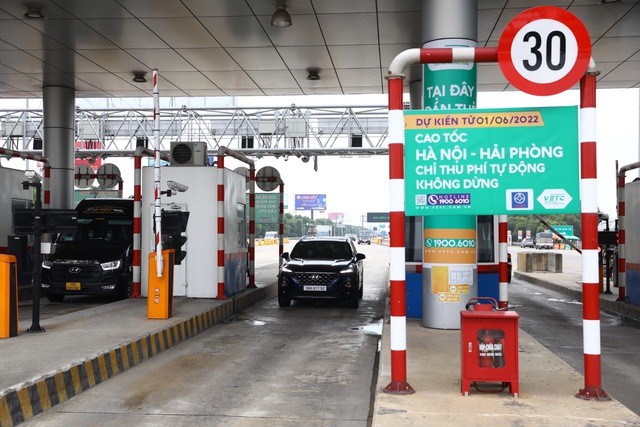 Từ ngày 1/6, tuyến cao tốc Hà Nội-Hải Phòng sẽ thực hiện thu phí tự động không dừng trên tất cả các làn - Ảnh: VGP/PT