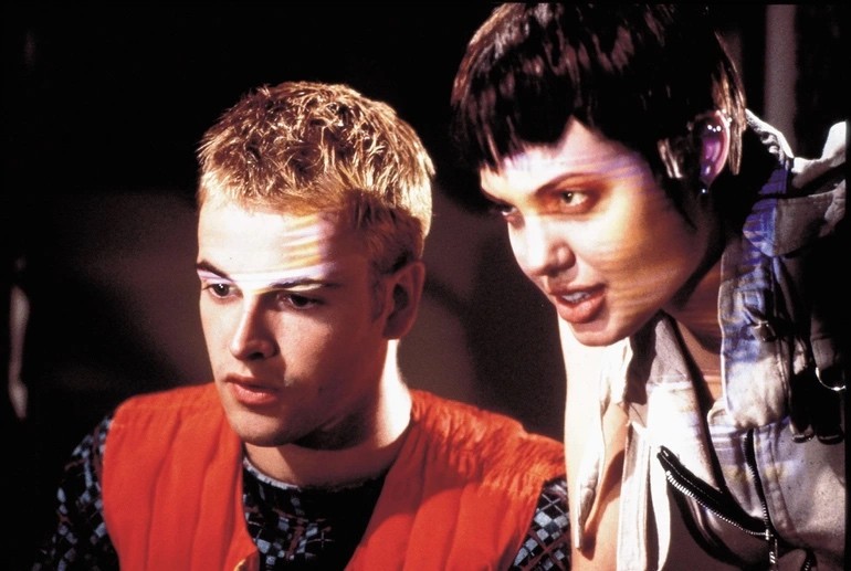 10 khoảnh khắc thần thái của Angelina Jolie