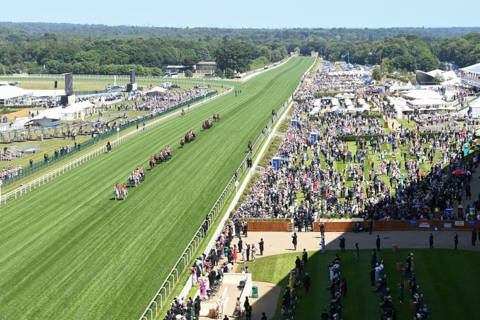 Những hình ảnh ấn tượng tại lễ hội đua ngựa Royal Ascot 2022