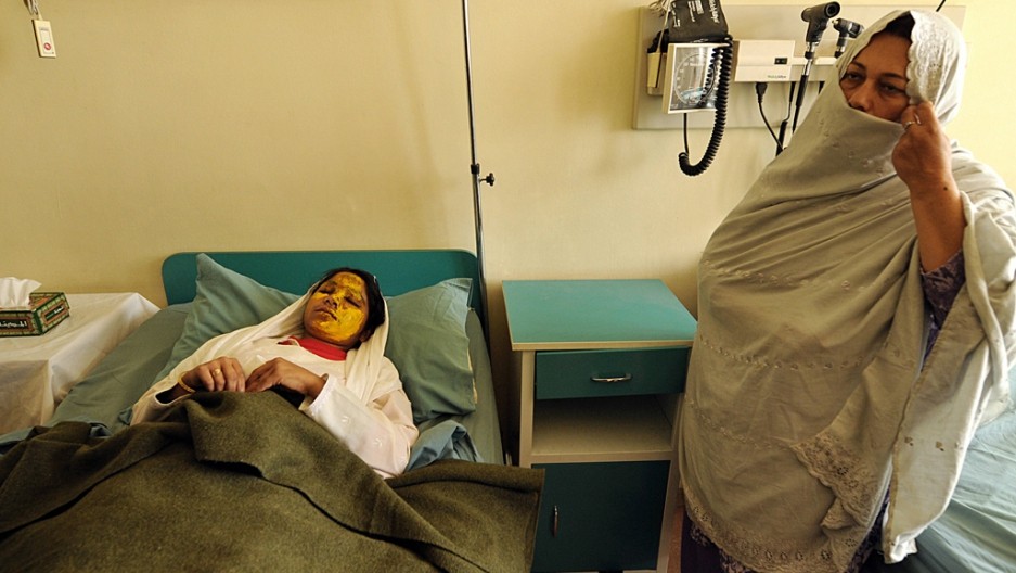 Ngôi nhà là một trong những nơi nguy hiểm nhất đối với phụ nữ? lhq gan 140 phu nu bi sat hai moi ngay do ba o lu c gia di nh