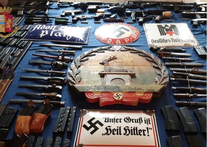 italy canh sat thu giu ten lu a khong doi khong cua luc luong cuc doan