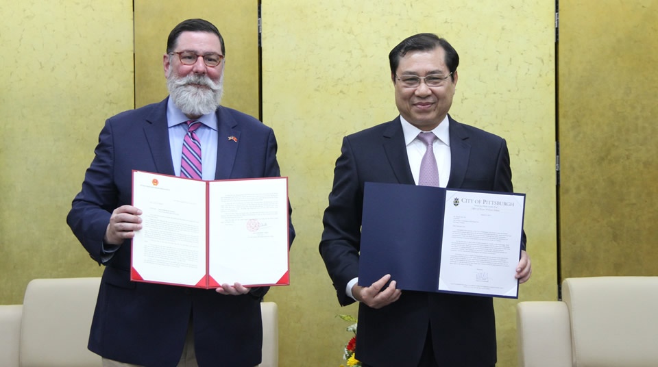 da nang chao don nhung nguoi ban hoa ky 1