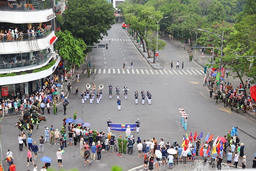Mãn nhãn với các màn trình diễn tại Nhạc hội Cảnh sát các nước ASEAN+