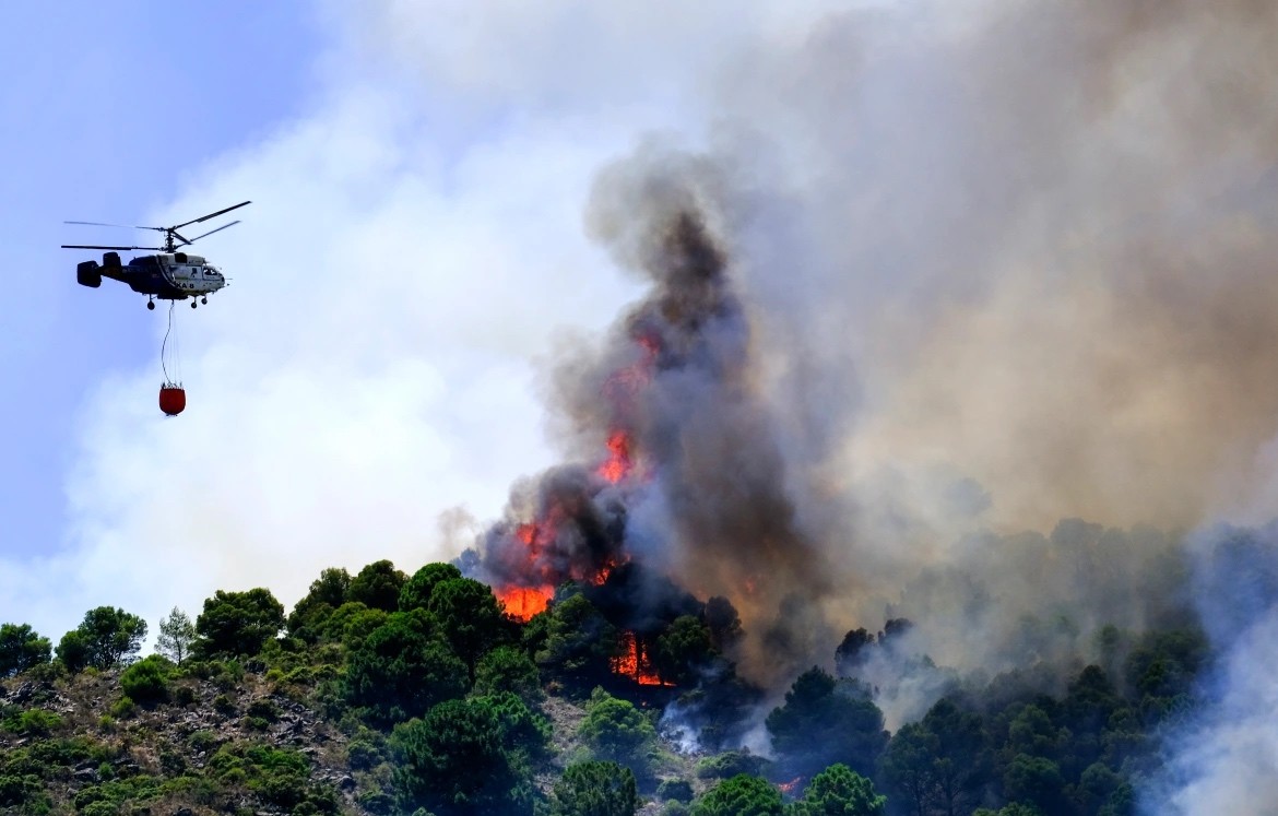 Châu Âu đối mặt với các vụ cháy rừng bùng phát mạnh