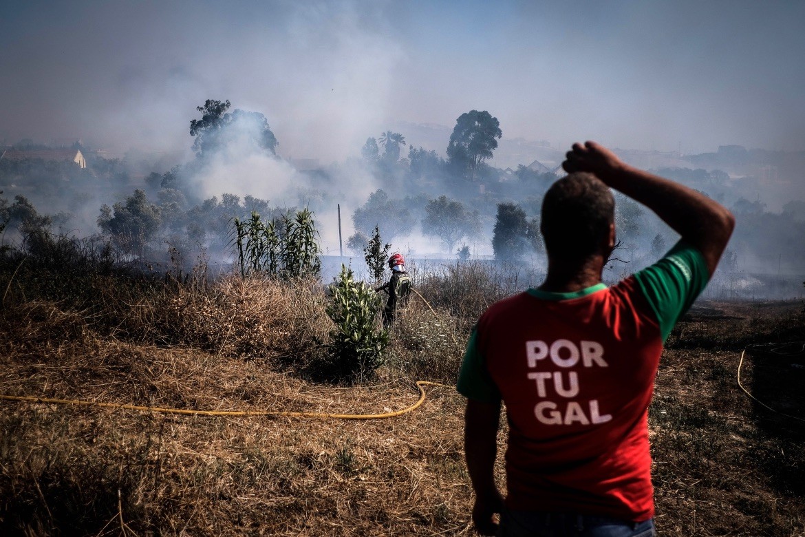 Châu Âu đối mặt với các vụ cháy rừng bùng phát mạnh