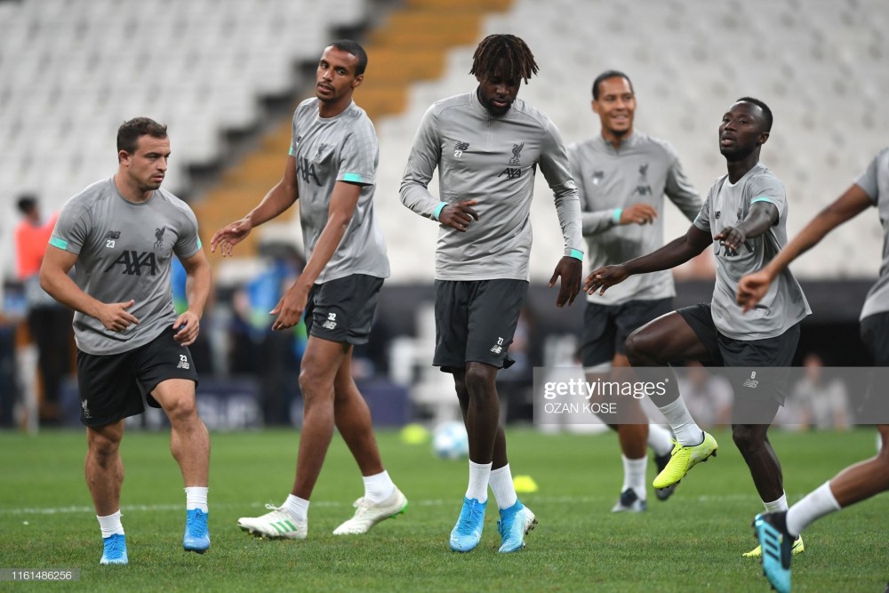 Siêu cúp UEFA: Hình ảnh tập luyện của hai đội Liverpool và Chelsea sieu cup uefa hinh anh tap luyen cua hai doi liverpool va chelsea truoc gio thi dau