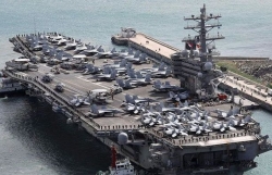 Tàu sân bay USS Ronald Reagan tiến hành tập trận ở Biển Đông