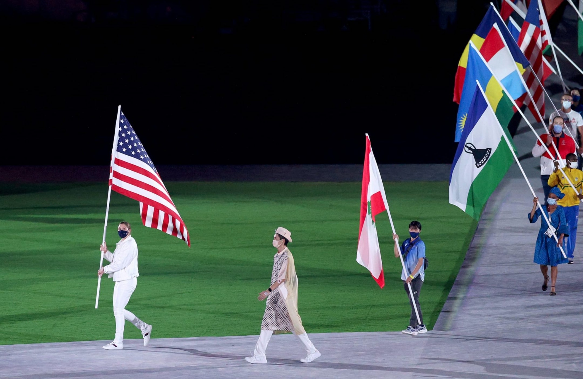 Hình ảnh khó quên tại Lễ bế mạc Olympic Tokyo 2020 Hình ảnh khó quên tại Lễ bế mạc Olimpic Tokyo 2020