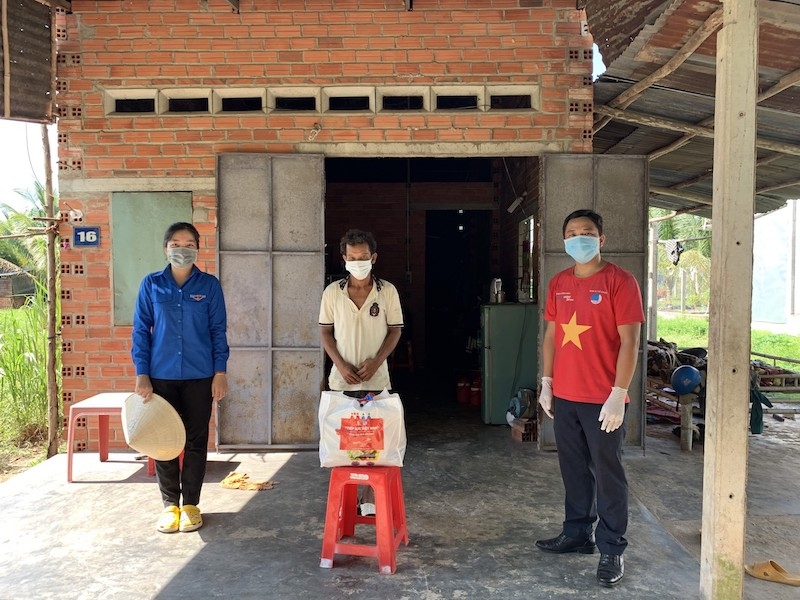 SABECO phối hợp triển khai hoạt động hỗ trợ tuyến đầu chống dịch Covid-19 và những người có hoàn cảnh khó khăn