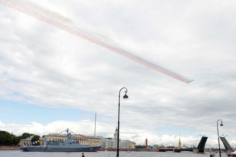 Chiêm ngưỡng dàn vũ khí tối tân, hiện đại tại Lễ duyệt binh hoành tráng kỷ niệm Ngày Hải quân Nga Chiêm ngưỡng dàn vũ khí tối tân, hiện đại tại Lễ duyệt binh hoành tráng kỷ niệm Ngày Hải quân Nga