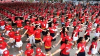 Màn Flashmob xác lập kỷ lục Việt Nam của 3.000 thiếu nhi