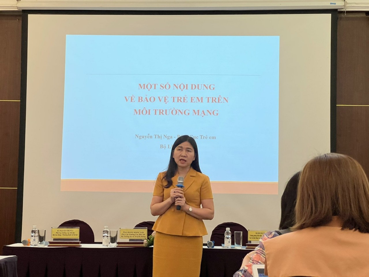 Cần phải bảo vệ trẻ em, đối tượng dễ bị tấn công trên môi trường mạng Cần phải bảo vệ trẻ em, đối tượng dễ bị tấn công trên môi trường mạng