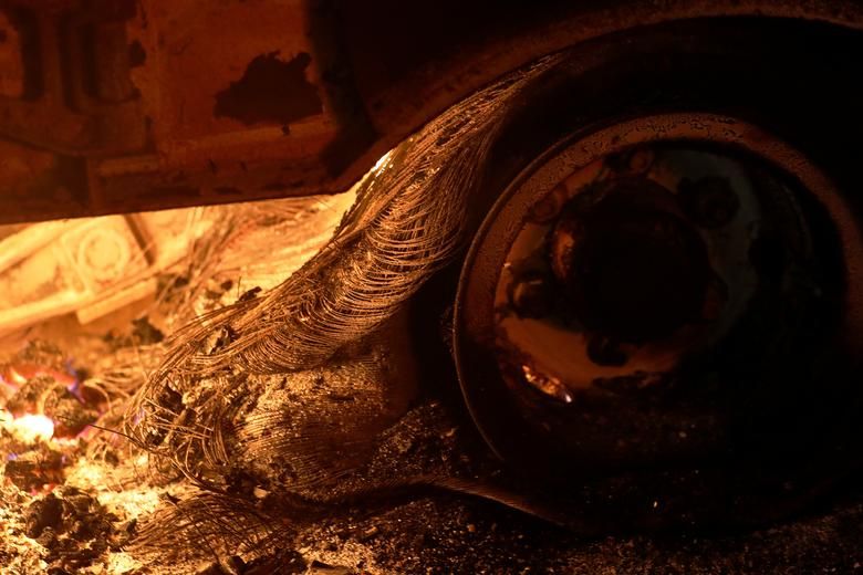 Đang căng mình chống dịch Covid-19, bang California lại phải đối mặt với đám cháy rừng lớn kỷ lục Đang căng mình chống dịch Covid-19, bang California lại phải đối mặt với đám cháy rừng lớn kỷ lục