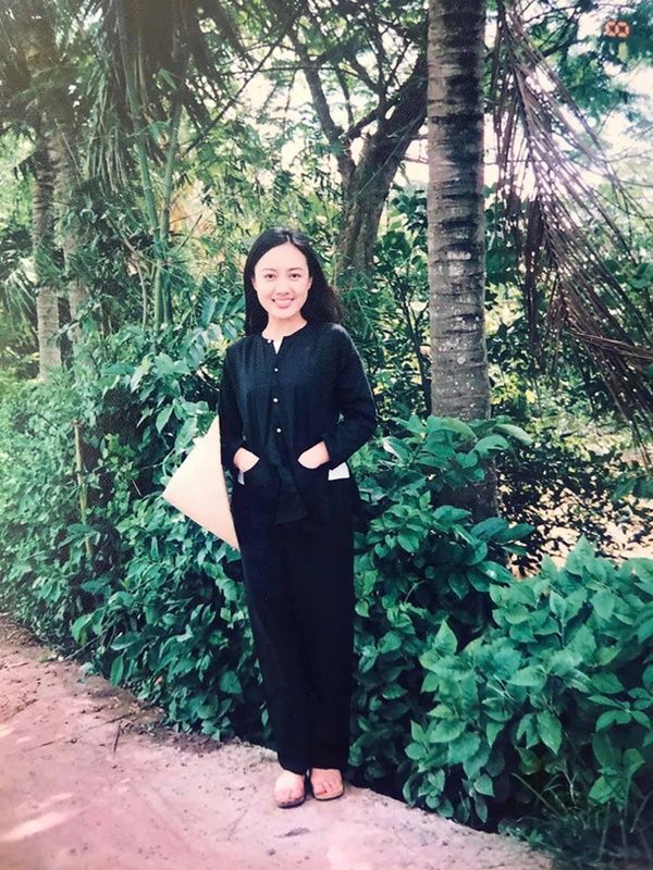 nhan sac xinh dep cua 4 nu mc vtv khi dong phim truyen hinh