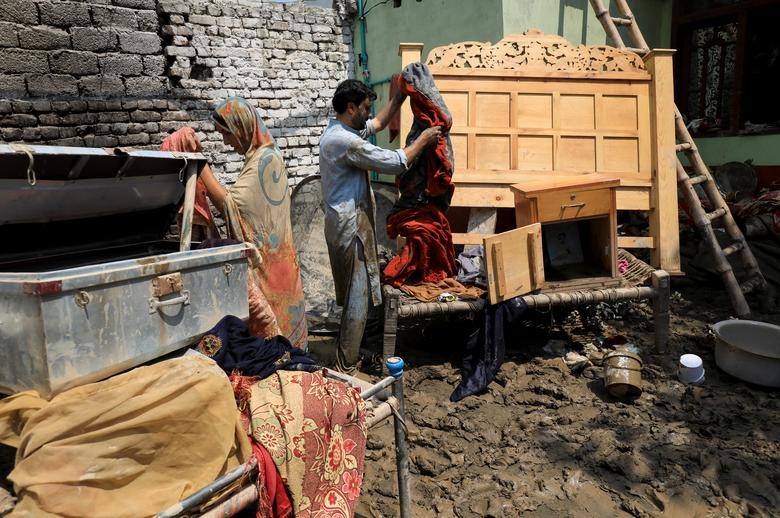 Người dân Pakistan oằn mình gánh chịu cơn 'đại hồng thuỷ' lớn nhất 10 năm qua