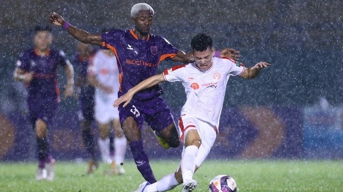 tien linh ghi ban bbinh duong danh bai clb viettel