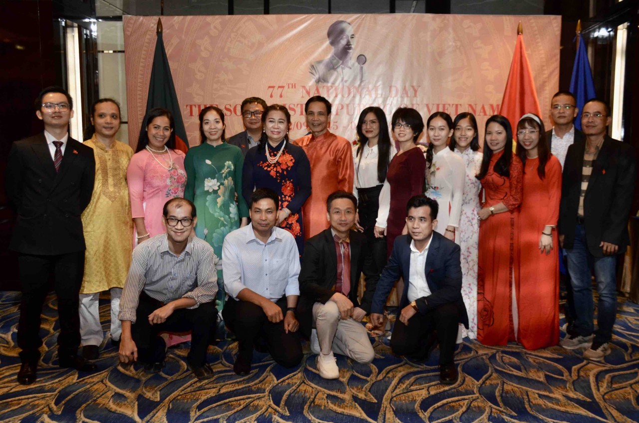 Đại sứ quán Việt Nam tại Bangladesh long trọng kỷ niệm 77 năm Quốc khánh
