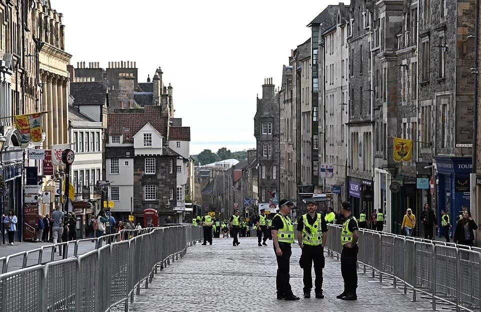 Hành trình đưa linh cữu của cố Nữ hoàng Anh Elizabeth II từ Balmoral đến London