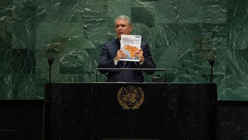 giam doc co quan tinh bao colombia tu chuc