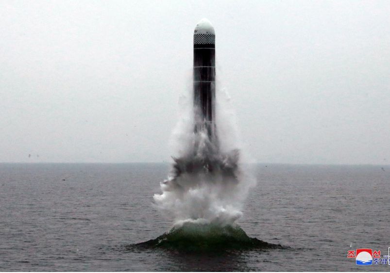 trieu tien xac nhan phong thu thanh cong ten lua dan dao tu tau ngam slbm moi