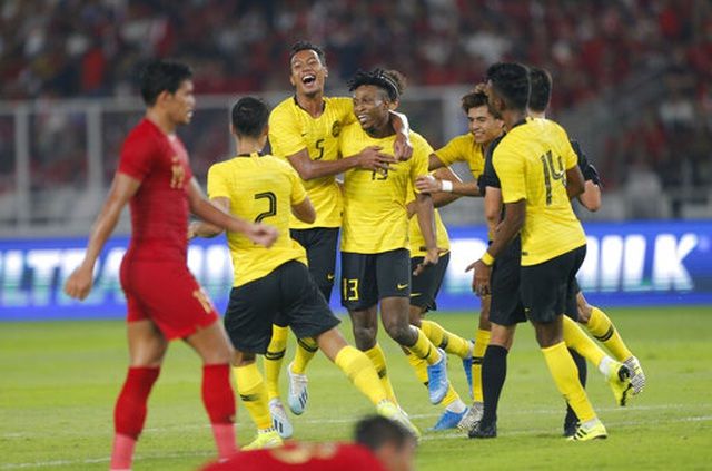 hlv riedl indonesia co nguy co trang tay truoc tuyen viet nam