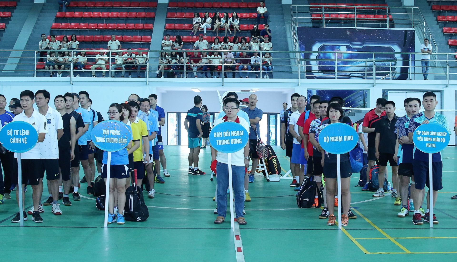 giao luu the thao chao mung 70 nam ngay truyen thong ban doi ngoai trung uong