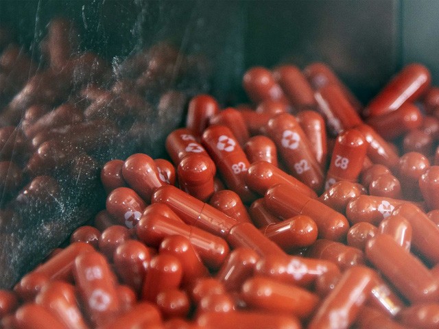 Thuốc kháng virus Molnupiravir: Hy vọng mới cho bệnh nhân Covid-19 điều trị tại nhà