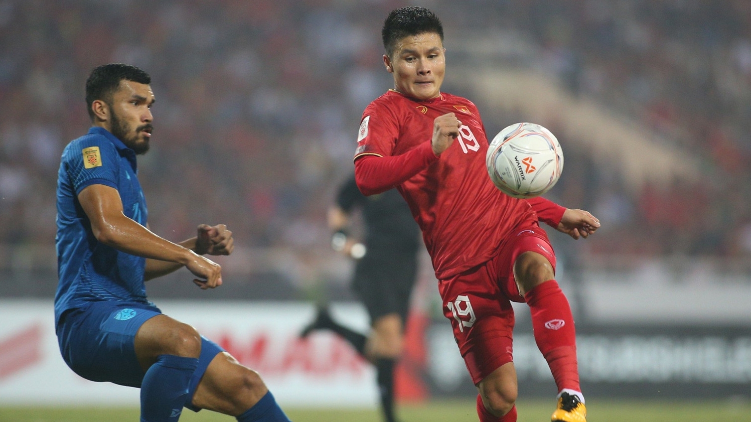 quang hai vang mat hlv kim sang sik khong trieu tap cau thu thay the