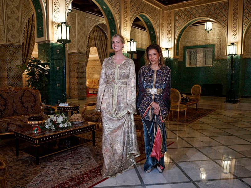 Phong cách thời trang ngoại giao của ái nữ Tổng thống Mỹ Ivanka Trump tại Morocco phong cach thoi trang ngoai giao cua ai nu tong thong my ivanka trump tai morocco