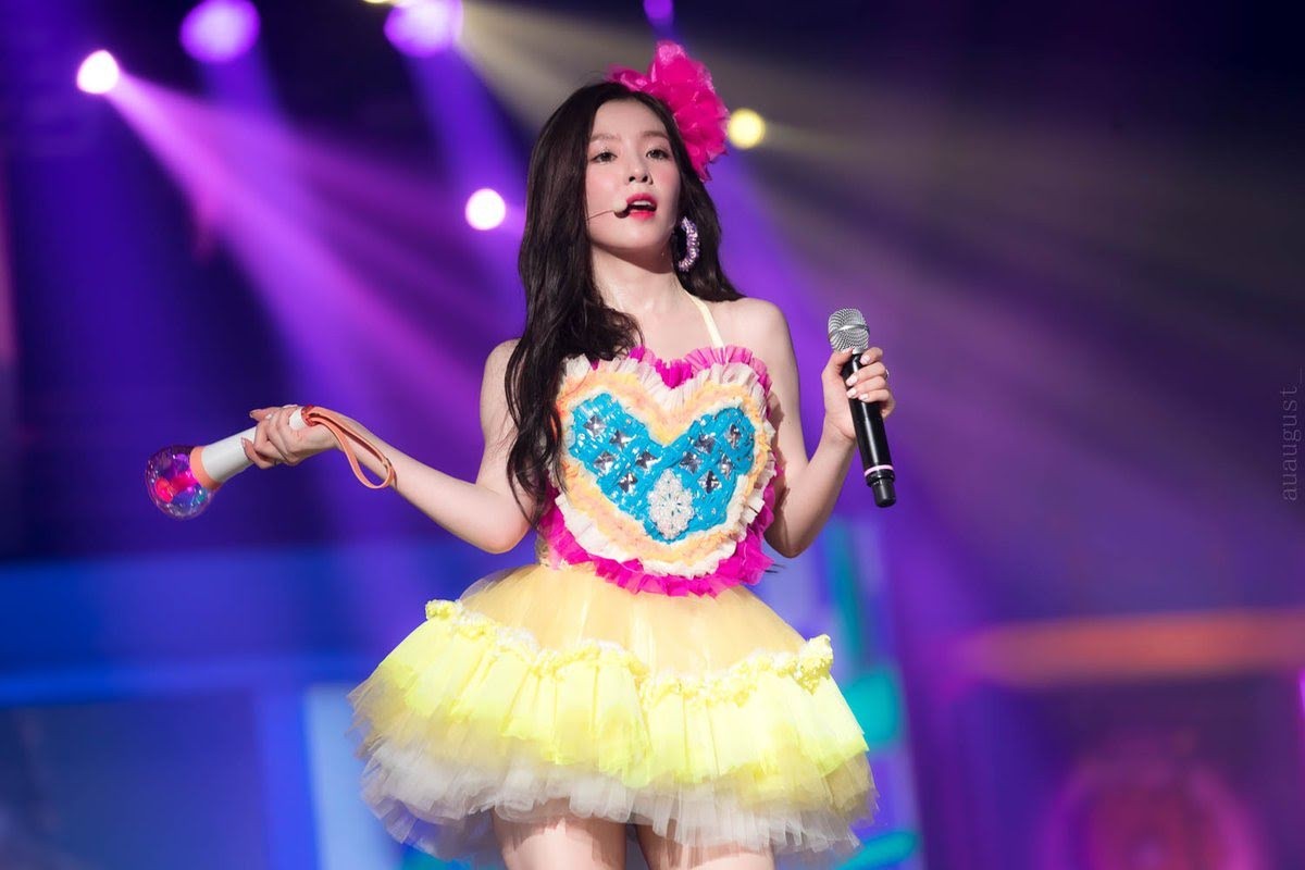 Những lần tạo hình 'thê thảm' không dám nhìn lại của sao KPop