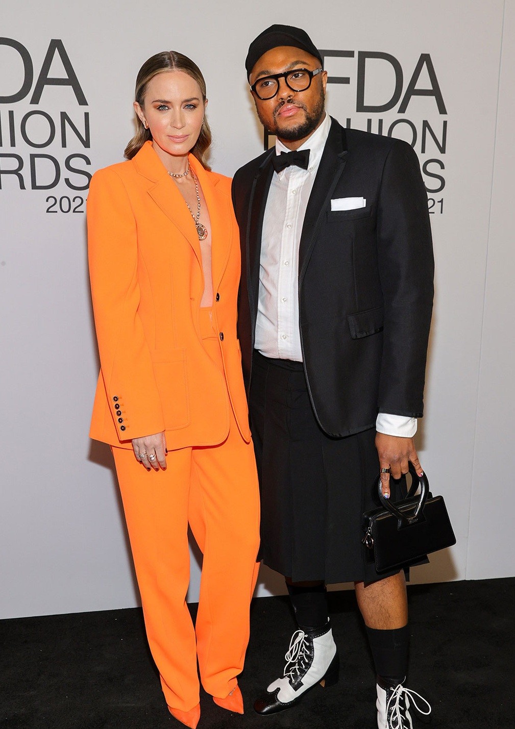 Thảm đỏ giải thưởng thời trang CFDA: Những bộ trang phục ấn tượng