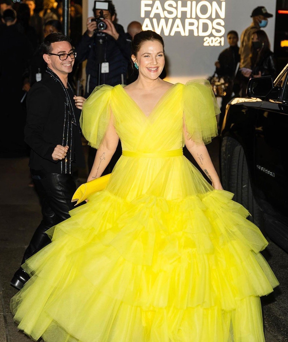 Thảm đỏ giải thưởng thời trang CFDA: Những bộ trang phục ấn tượng