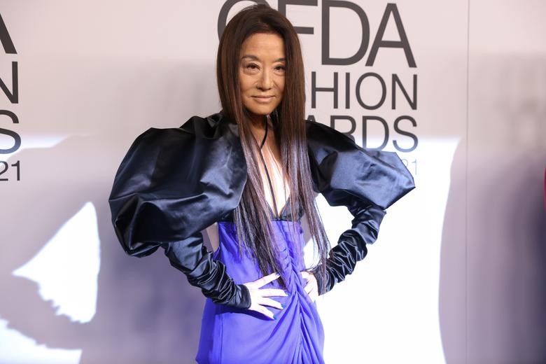 Thảm đỏ giải thưởng thời trang CFDA: Những bộ trang phục ấn tượng