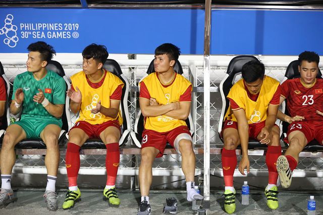 de bep u22 campuchia u22 viet nam vao chung ket sea games 30