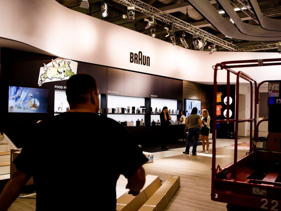 Nước hoa Chanel No.5, phô-mai Con Bò Cười... những cái tên 100 tuổi và chưa từng bị lãng quên