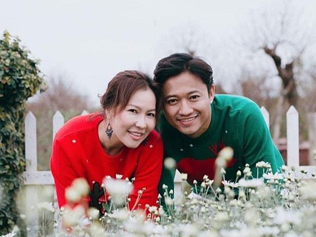 Sao Việt tuần qua (21-27/12): BTV Quang Minh bật khóc trên sóng truyền hình, các sao tưng bừng đón Giáng sinh