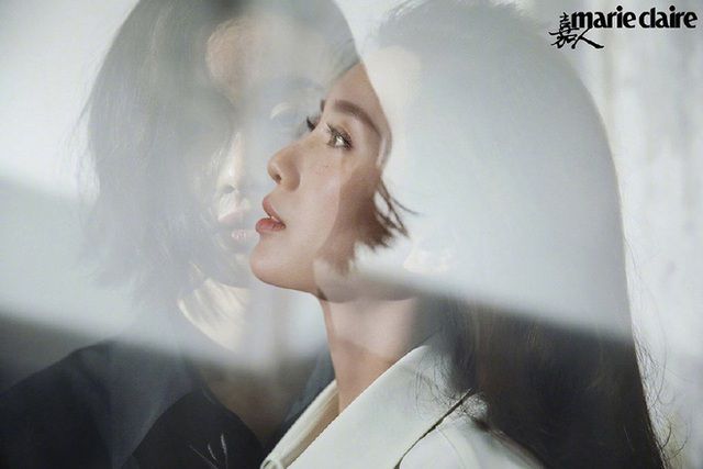 Cộng đồng mạng xôn xao về khoảnh khắc tình tứ táo bạo của hai 'chị đẹp' Cbiz Lưu Thi Thi và Nghê Ni