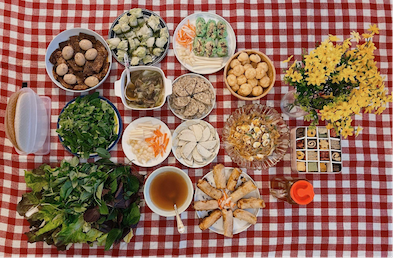 Một mâm cơm chay chuẩn Tết nhà được Vy khoe với mẹ (Ảnh nhân vật cung cấp) Một mâm cơm chay chuẩn Tết nhà được Vy khoe với mẹ (Ảnh nhân vật cung cấp)