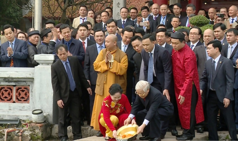 giu quoc tich viet nam la nguyen vong thiet tha cua kieu bao