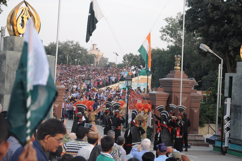 cang thang pakistan an do khi hoat dong ngoai giao im tieng