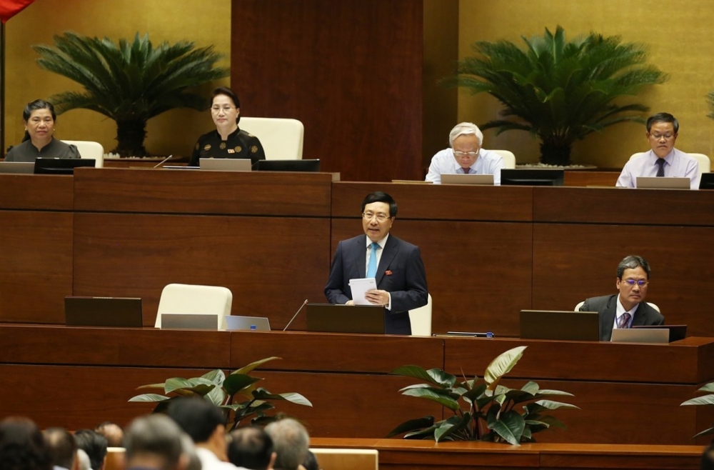 pho thu tuong pham binh minh thay mat chinh phu tra loi chat van tai quoc hoi