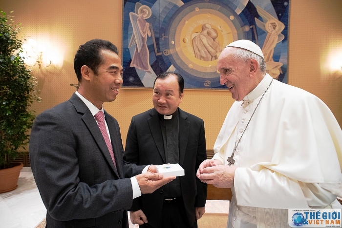 thu truong to anh dung dong chu tri cuoc hop nhom cong tac hon hop viet nam vatican