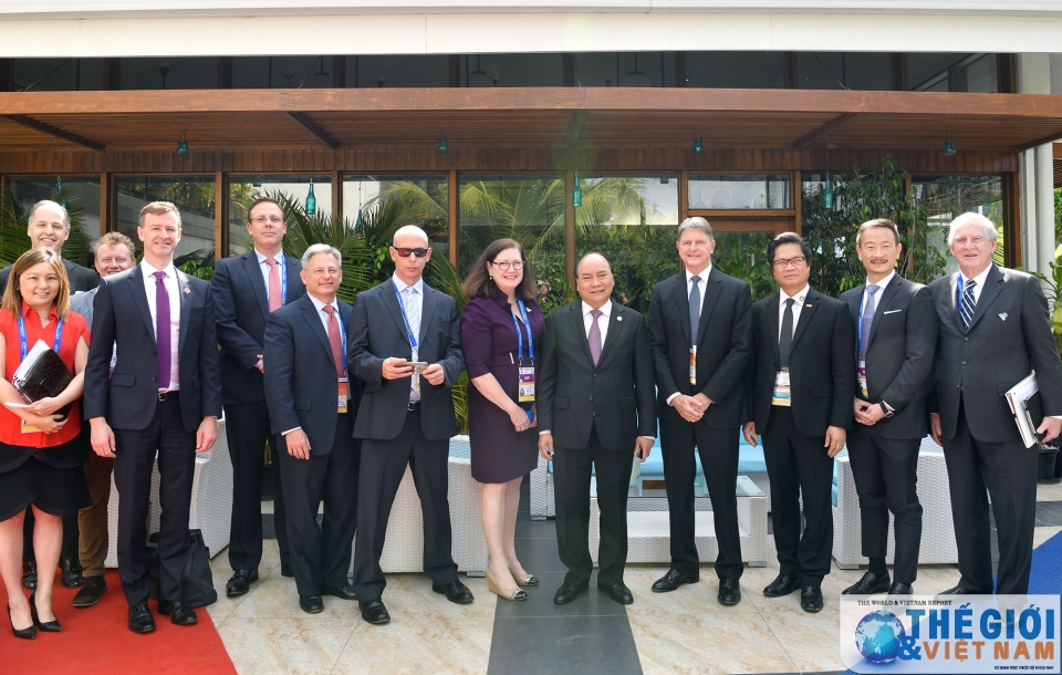 Thủ tướng Nguyễn Xuân Phúc gặp doanh nghiệp Hoa Kỳ tại APEC thu tuong nguyen xuan phuc tiep lien minh doanh nghiep hoa ky trong apec