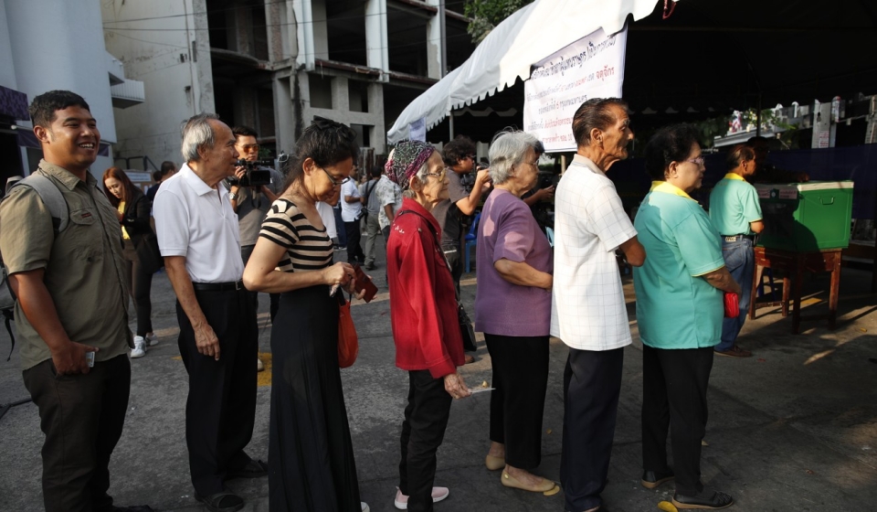 nhung hinh anh dau tien ve cuoc bau cu tai thai lan sang 243