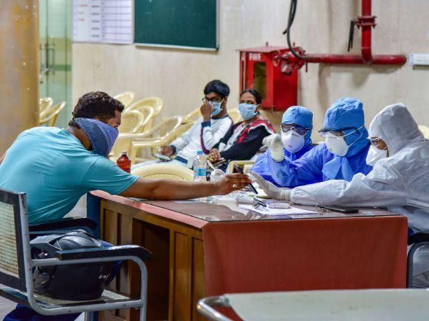 so ca nhiem covid 19 o an do tang manh gia khau trang va dung dich sat khuan duoc dao luat ec bao ve