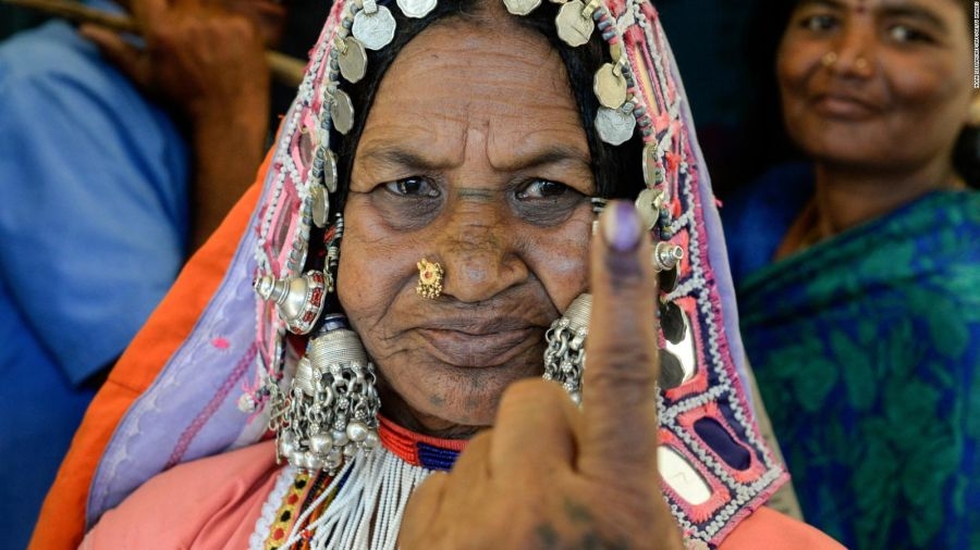 an do khoi dong cuoc bau cu lon nhat lich su thu tuong modi dua ra nhieu cam ket