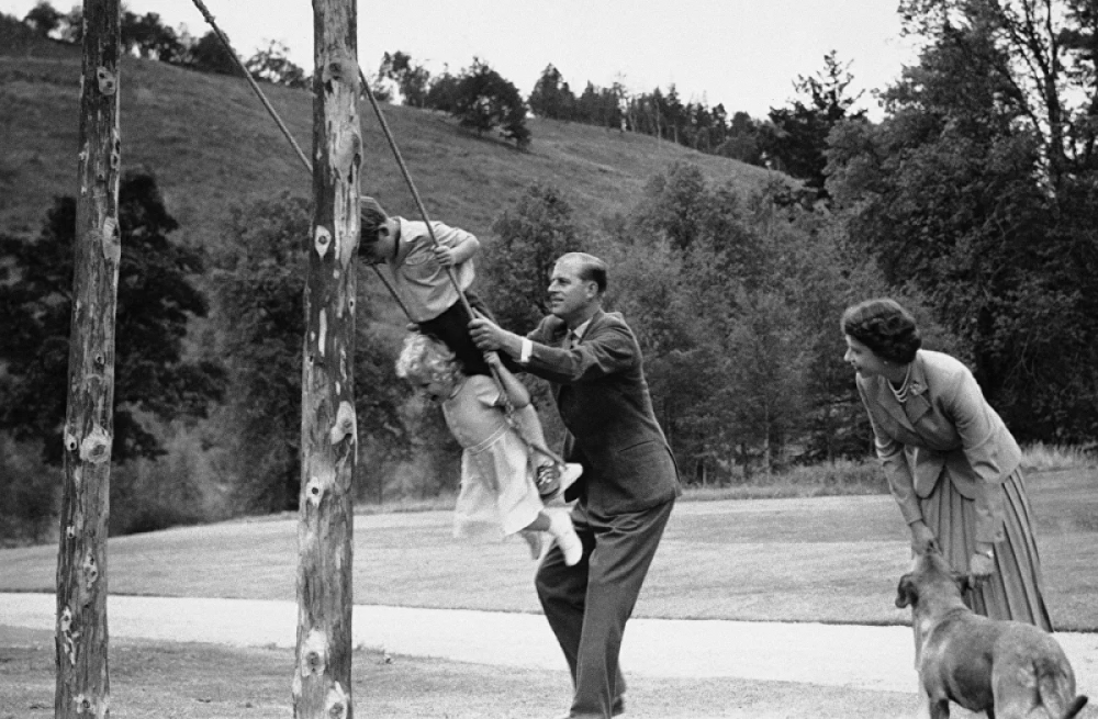 Nhìn lại những khoảnh khắc đáng nhớ trong cuộc đời Hoàng thân Philip