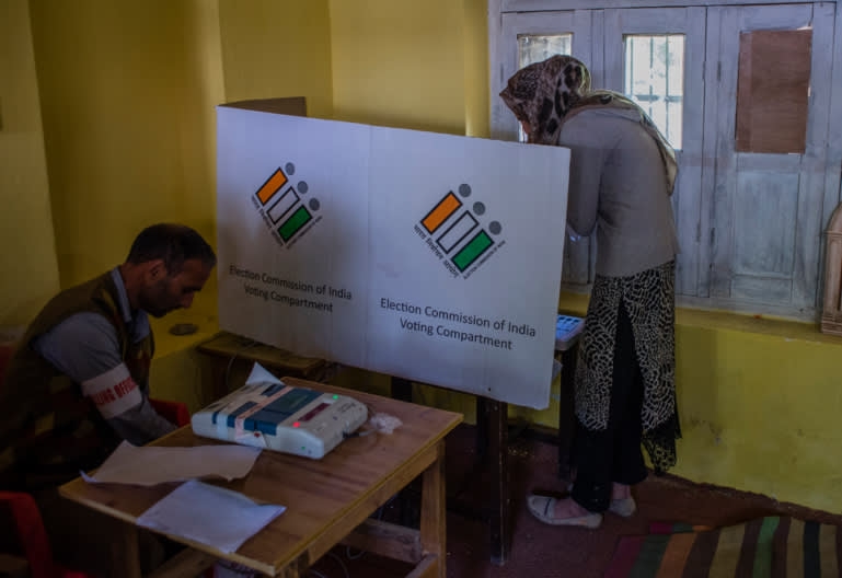 manh tay chi tien cho quang cao thu tuong an do modi nam chac phan thang